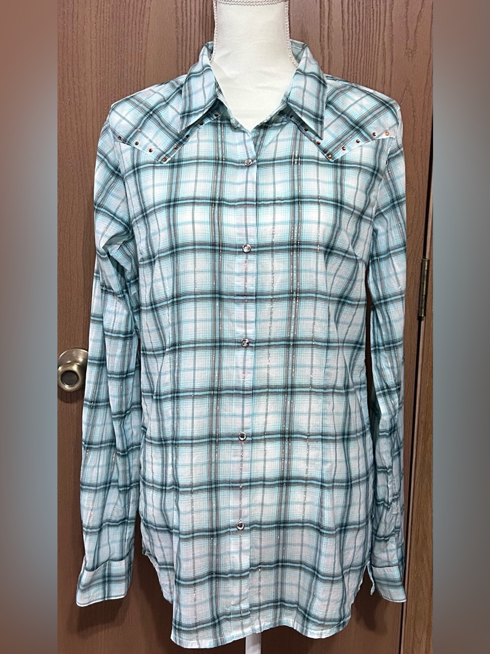 Wrangler Women's Turquoise Plaid Studded Western Snap Shirt
